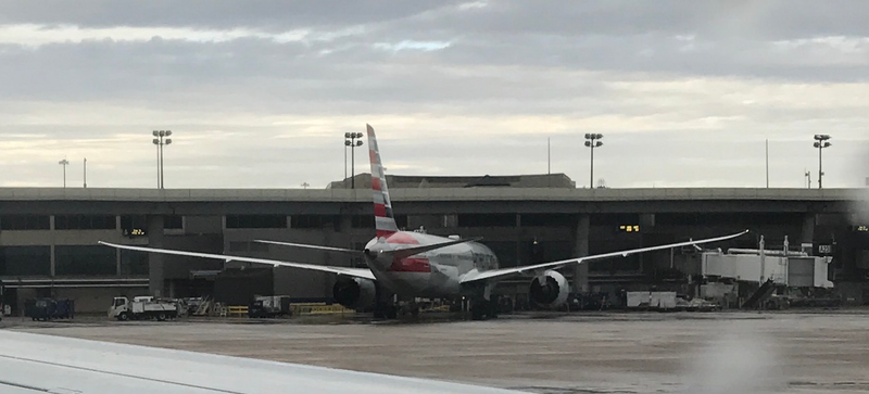 Illustration for article titled Interesting Things on the DFW Tarmac This Morning